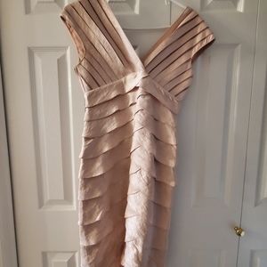 Adrianna Papell Evening Dress Size 4 Pale Pink Knee Length